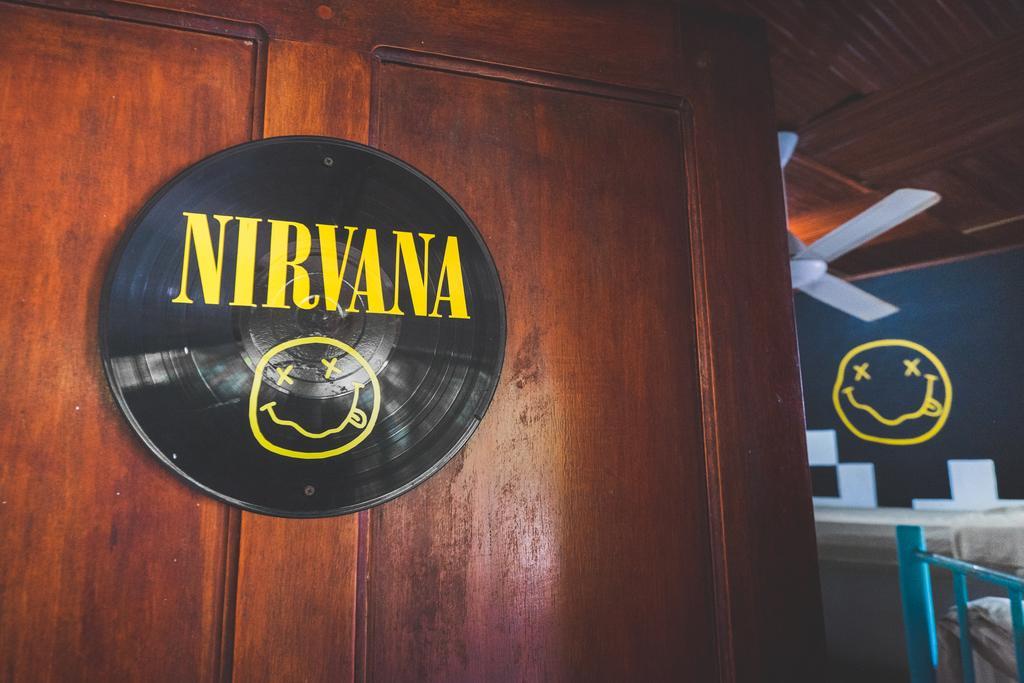 Pura Vida Hostel Tamarindo Bagian luar foto